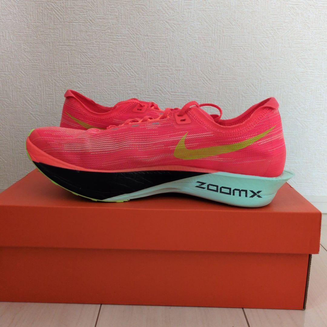 【完売超人気カラー】ナイキ ストリークフライ2