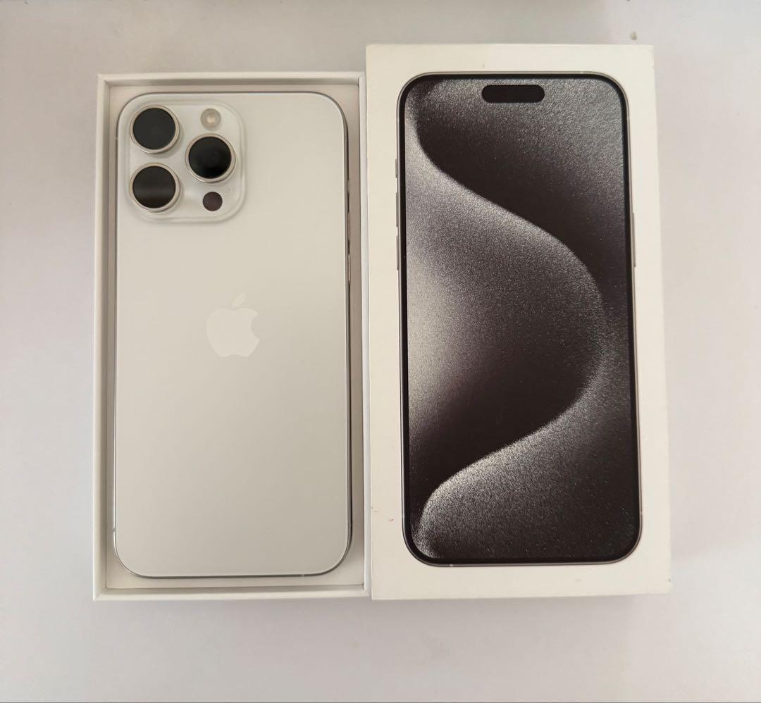 iPhone 15 Pro Max 256GB ホワイト