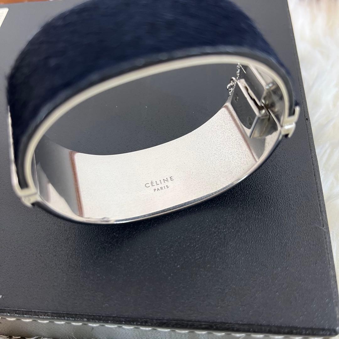 セリーヌ　マンシェット　ブレスレット　ハラコ　黒