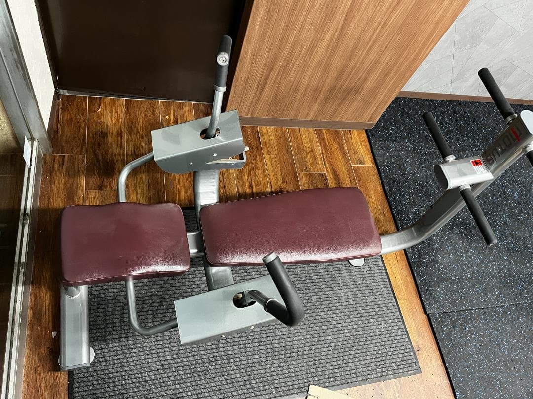 【現地引取で交渉可】夏に向けシックスパック大手ジム採用の高級腹筋台をご家庭でも！