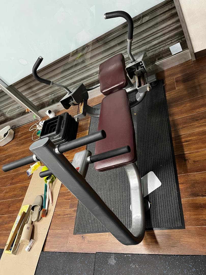 【現地引取で交渉可】夏に向けシックスパック大手ジム採用の高級腹筋台をご家庭でも！