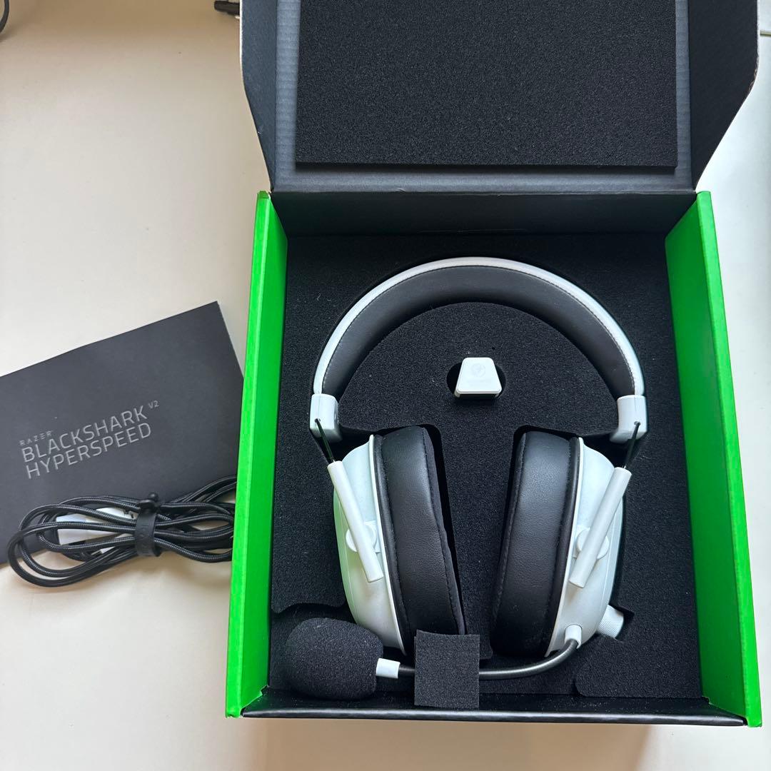 【完品】Razer ゲーミングヘッドセット BlackShark V2