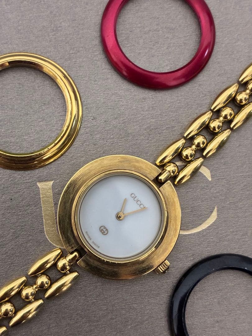 d*7様 GUCCI時計 11/12.2 ゴールド チェンジベゼル