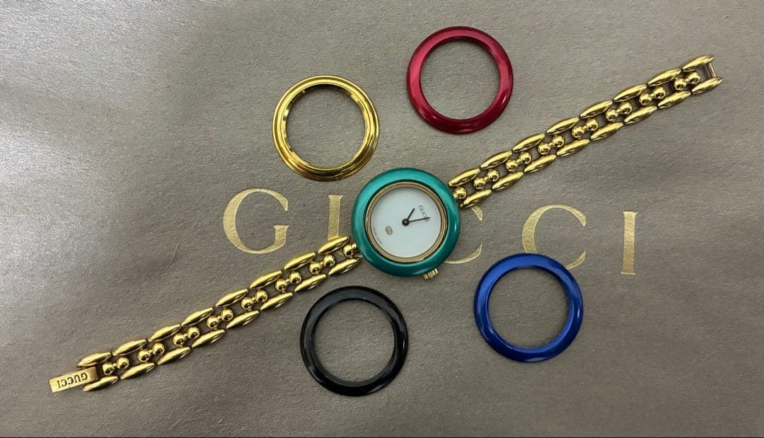 d*7様 GUCCI時計 11/12.2 ゴールド チェンジベゼル