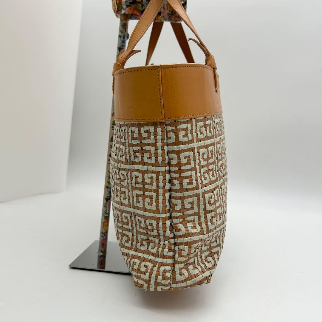 良品　ジバンシー　トートバッグ　ハンド　カゴ　ロゴ　A4◎　肩掛け◎