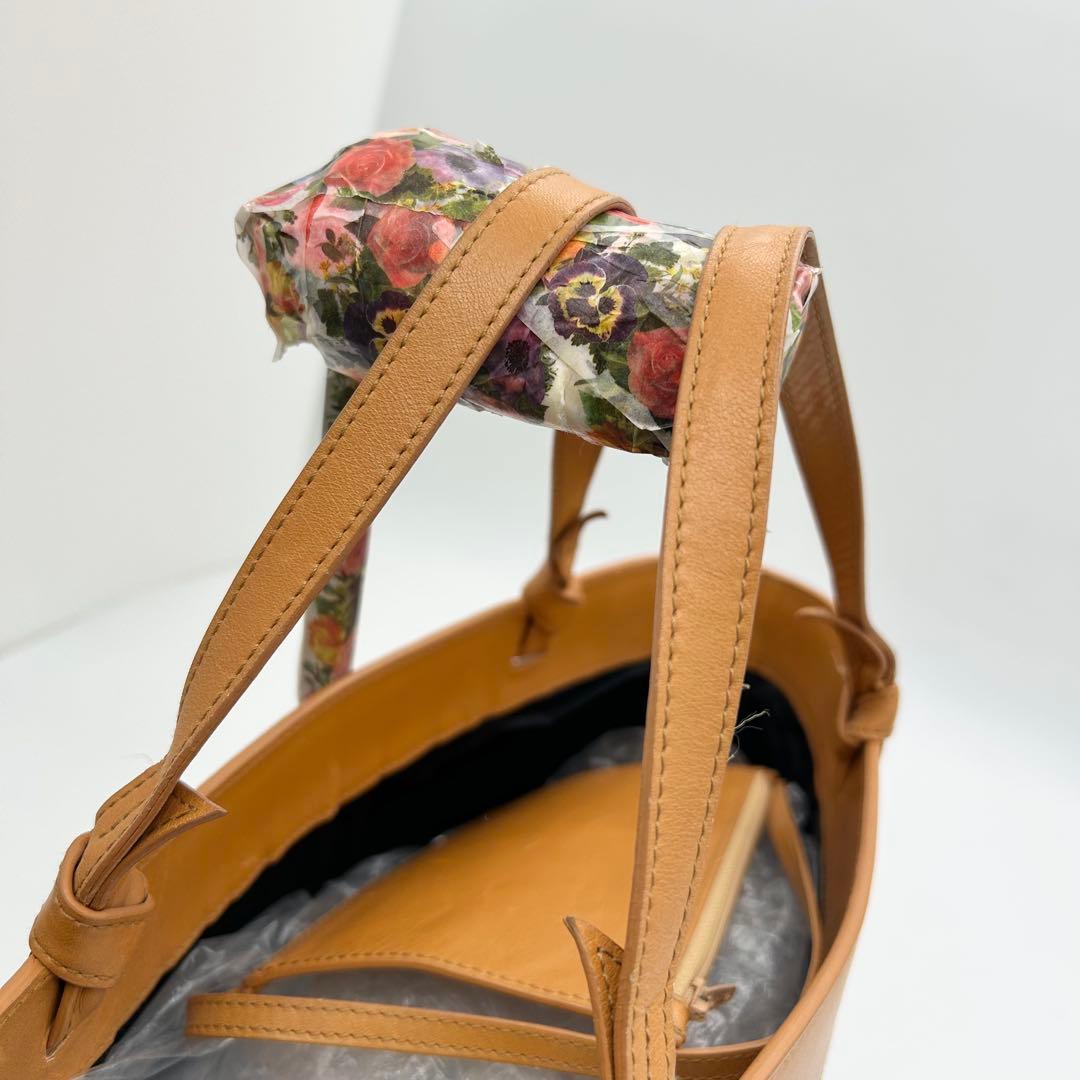 良品　ジバンシー　トートバッグ　ハンド　カゴ　ロゴ　A4◎　肩掛け◎