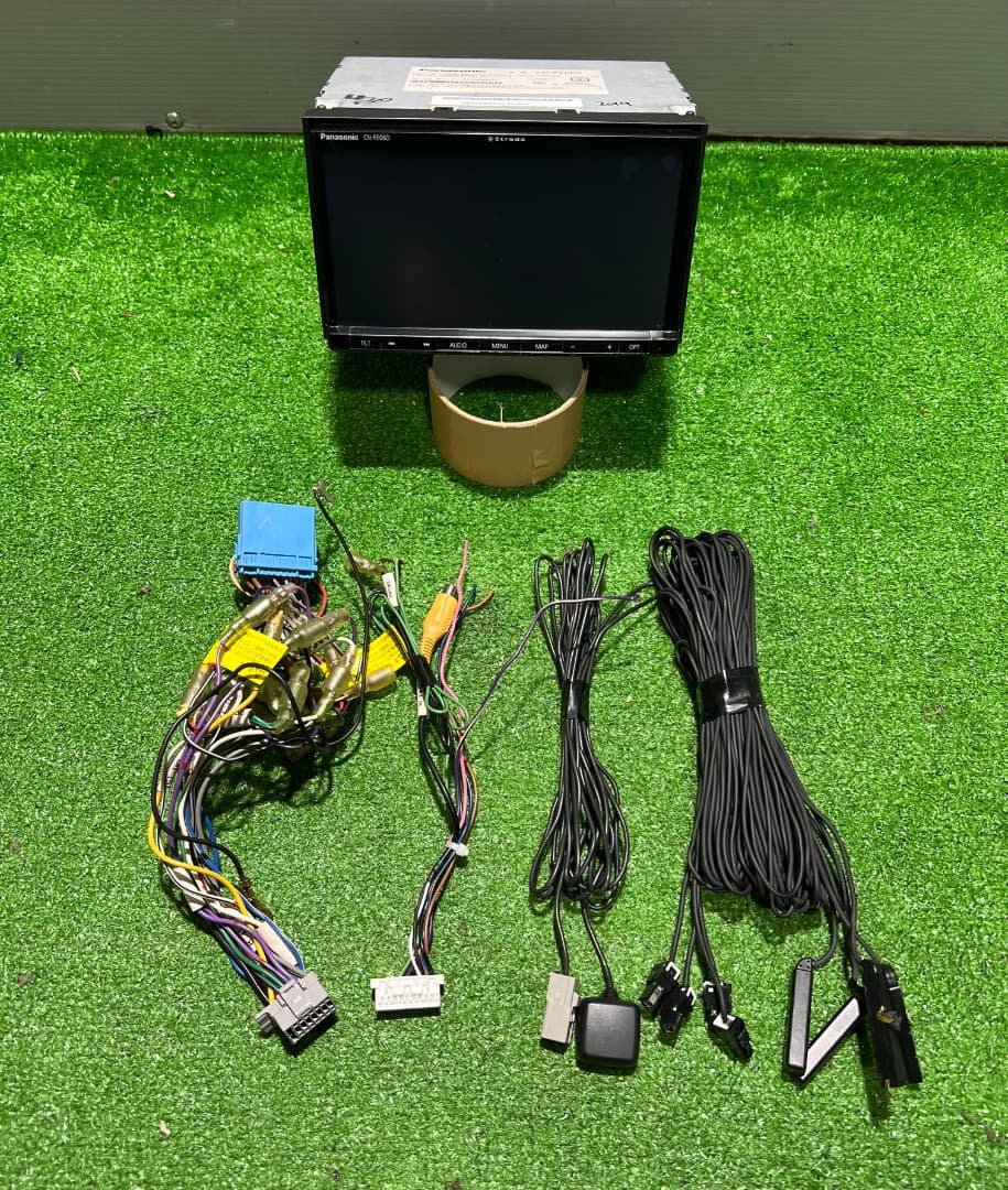 パナソニック CN-RE06D ナビ フルセグ。地図データ2019年版。
