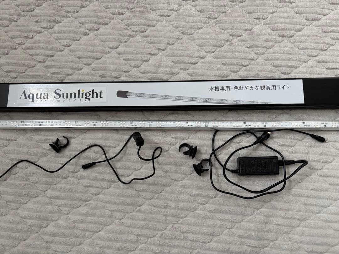 Aqua Sunlight SL-24-112 水草用LEDライト 1200用