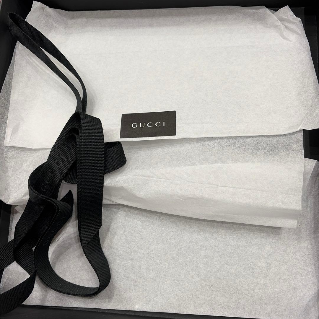 GUCCI GGロゴ柄ストール ピンク