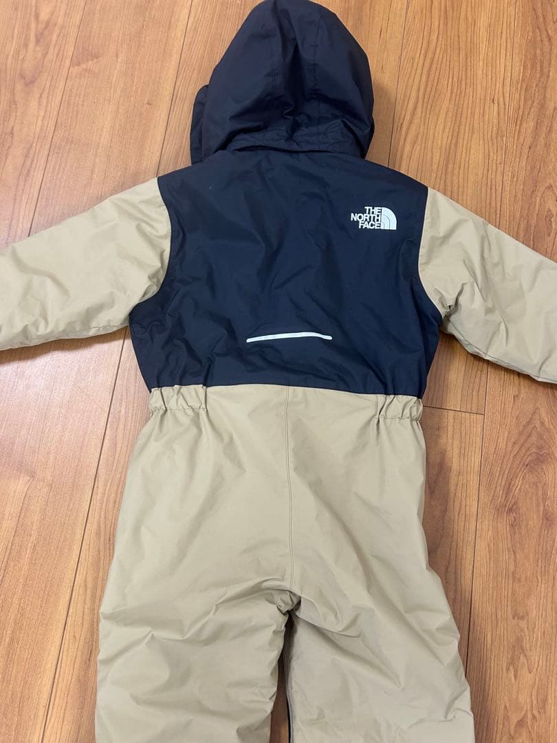 ⭐︎値下げ⭐︎The North Face 子供用ジャンプスーツ 黒/ベージュ
