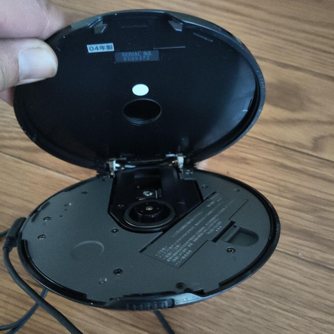 ソニー SONY D-NE820 CDウォークマン ブラック