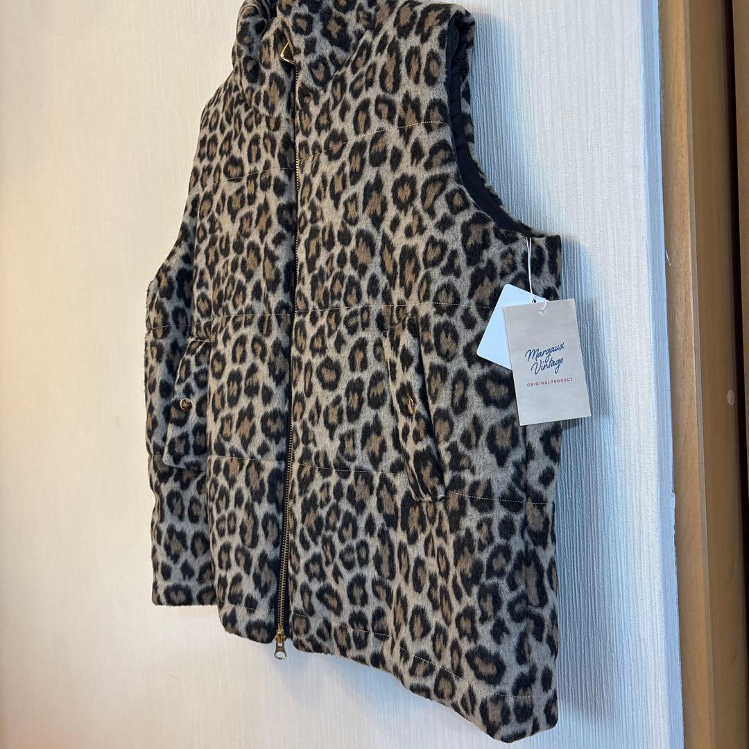 ピロッピ 新品未使用！Margaux vintageヒョウ柄 ダウンベスト