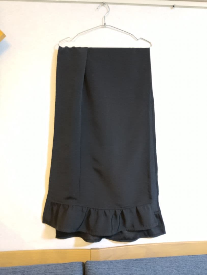 着物リメイク✿黒留袖ワンピース✿ノースリーブ✿鶴花柄金駒金彩✿M〜L