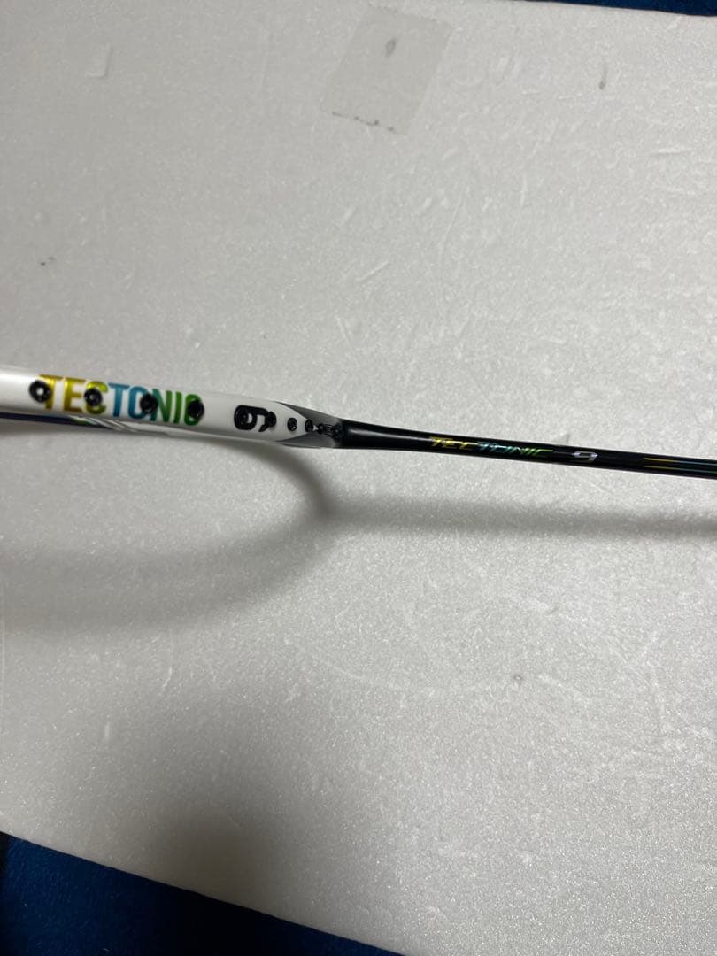 Lining Tecgonic 9 4UG5ラケット