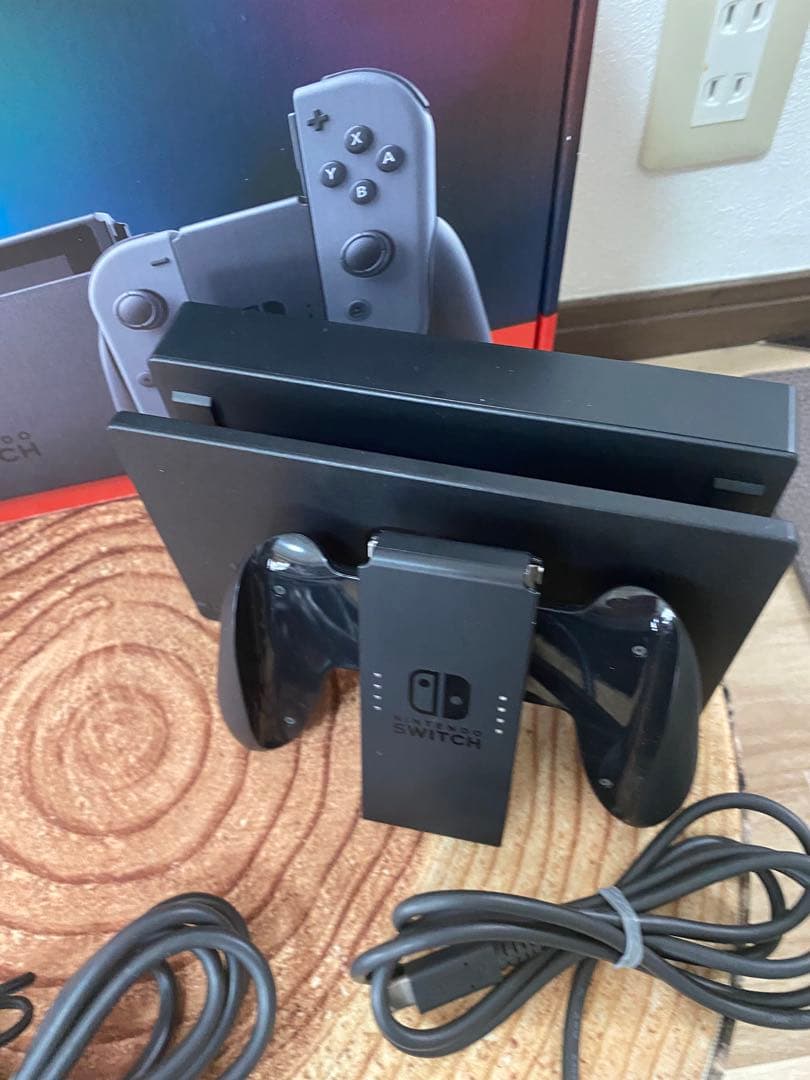 Nintendo Switch ニンテンドースイッチ本体　グレー