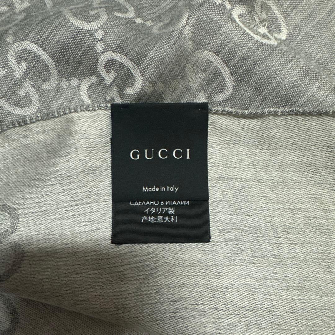 GUCCI GGロゴパターン