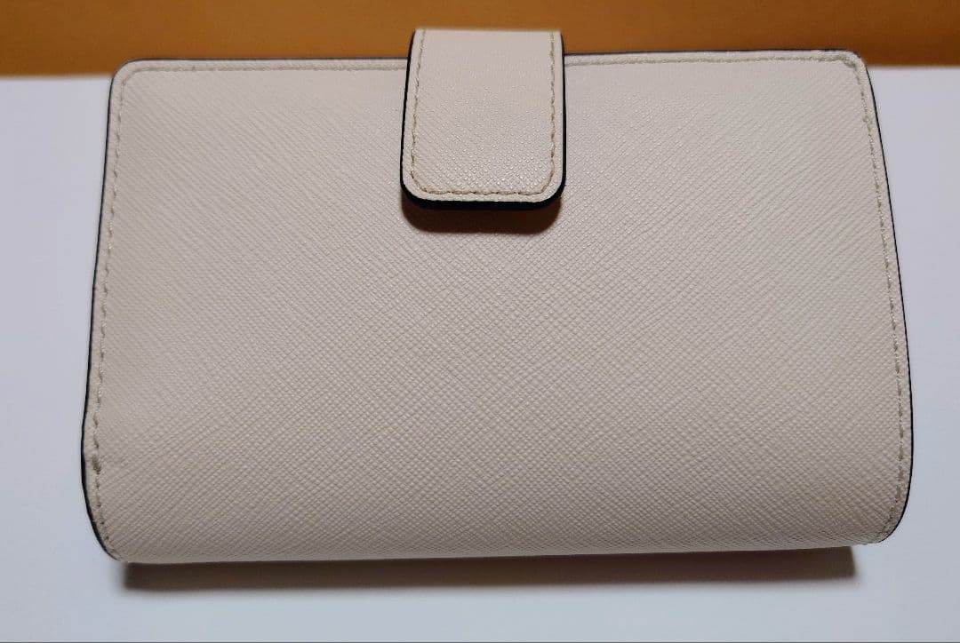 ★1月4日まで★　MICHAEL KORS 　花柄　２つ折り財布