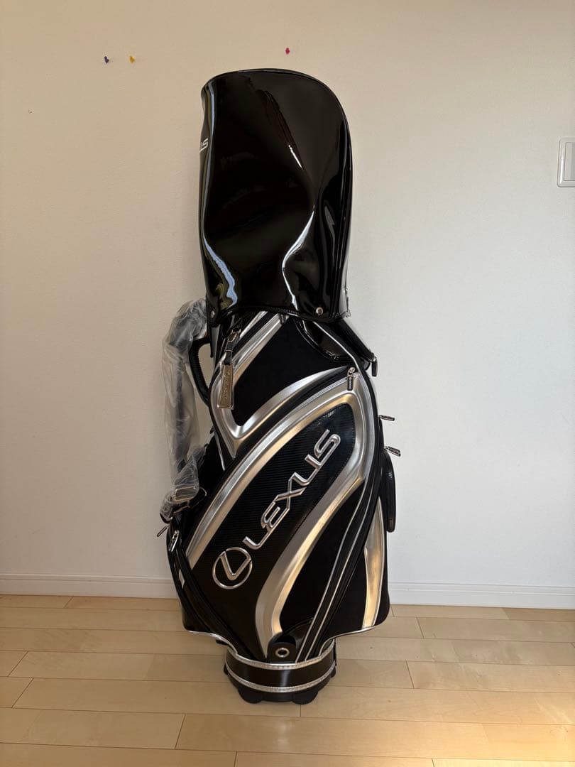 【新品・未使用】LEXUS ゴルフバッグ・キャディバッグ