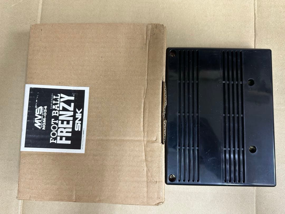 SNKMVSフットボールフレンジーカセットです。