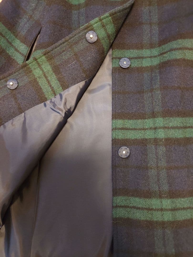 ジェンヌ　グリーンネイビーチェックポンチョ M