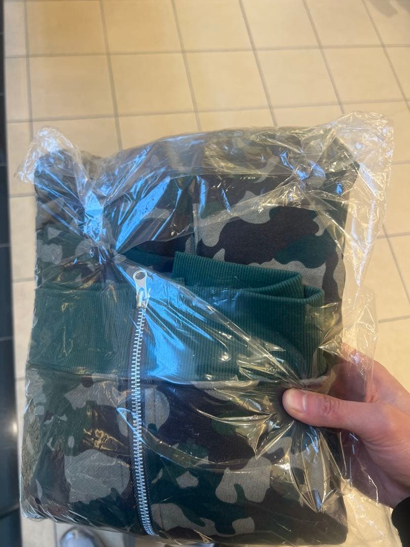 美品 タグ付き HELLO KITTY x 9090girl パーカー キティ