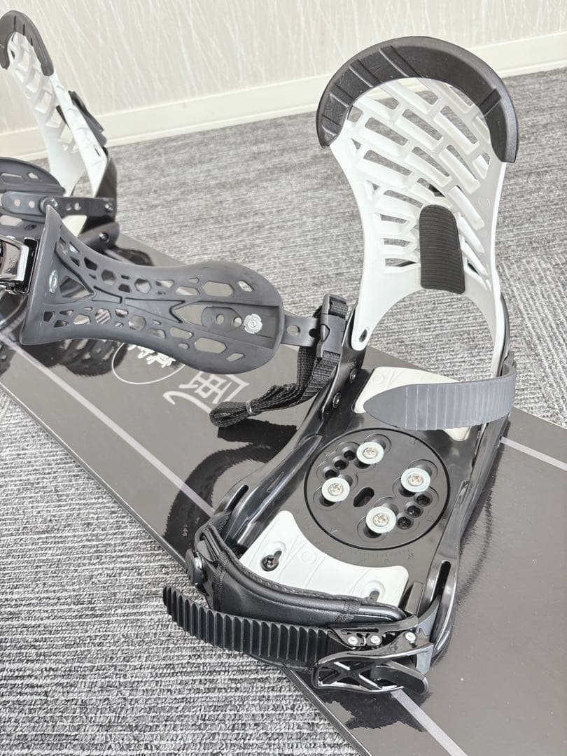 61美品❗️超豪華❗️眞空雪板等/風眞モデル スノーボードセット★155cm+ビン付