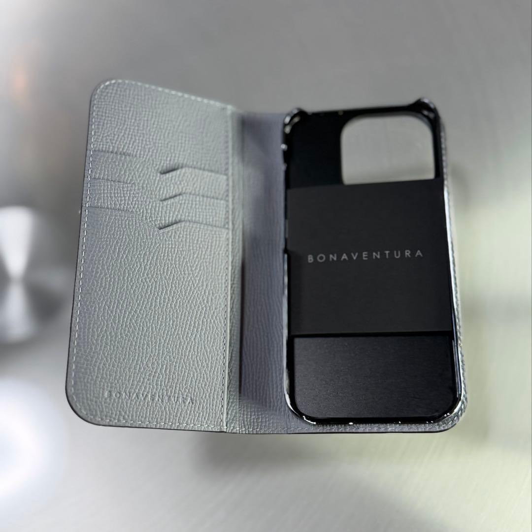 ボナベンチュラ ダイアリーケース　iPhone15pro グレージュ×ブルーリン
