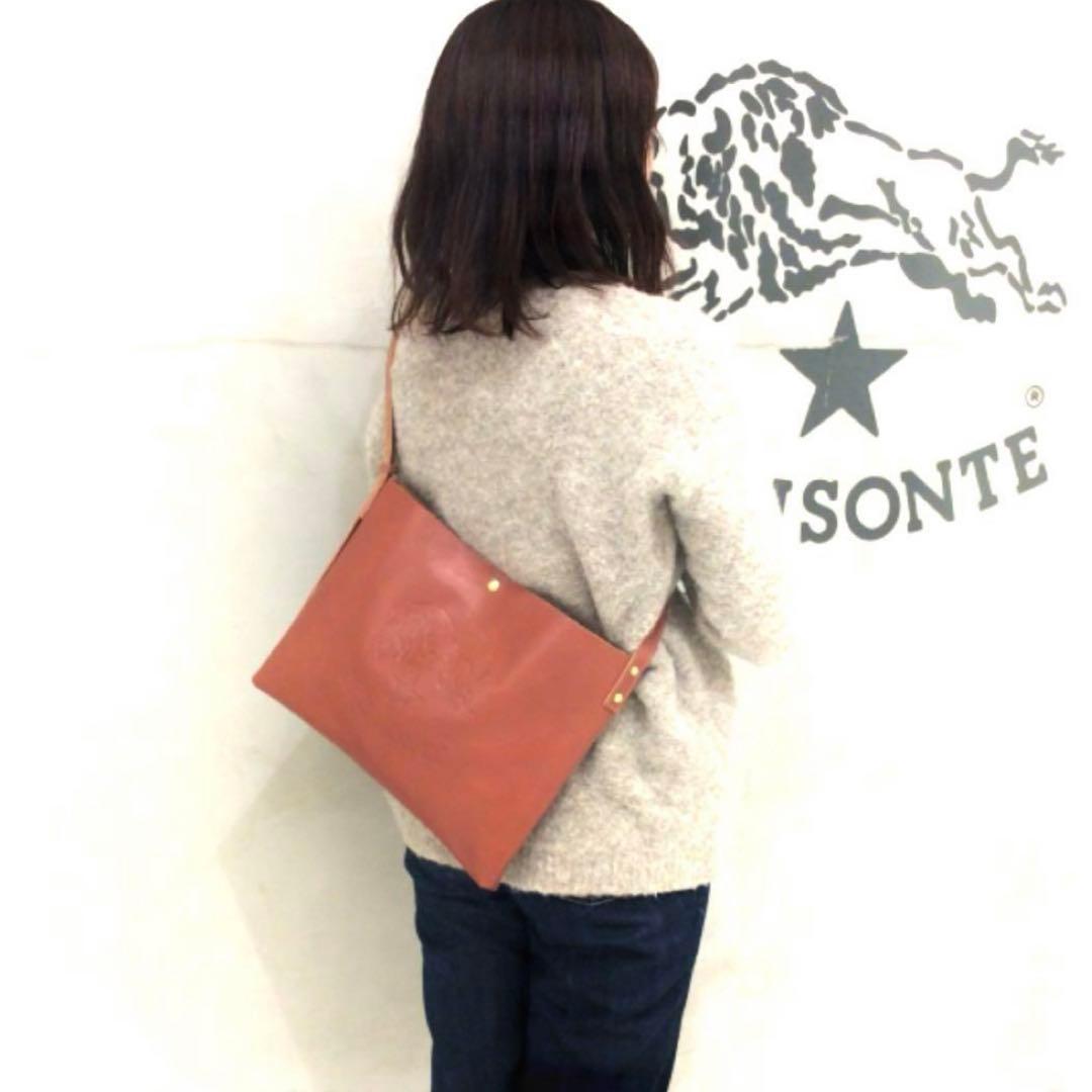 IL BISONTE イルビゾンテ クロスボディショルダー BiGロゴ