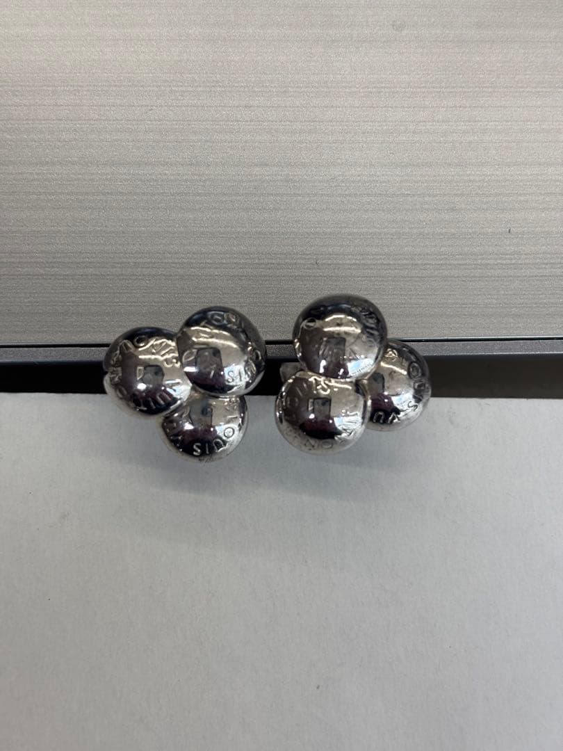 ルイヴィトン　ドゥ　マンシェット　モチーフ　ブーケドクルー　カフスボタン