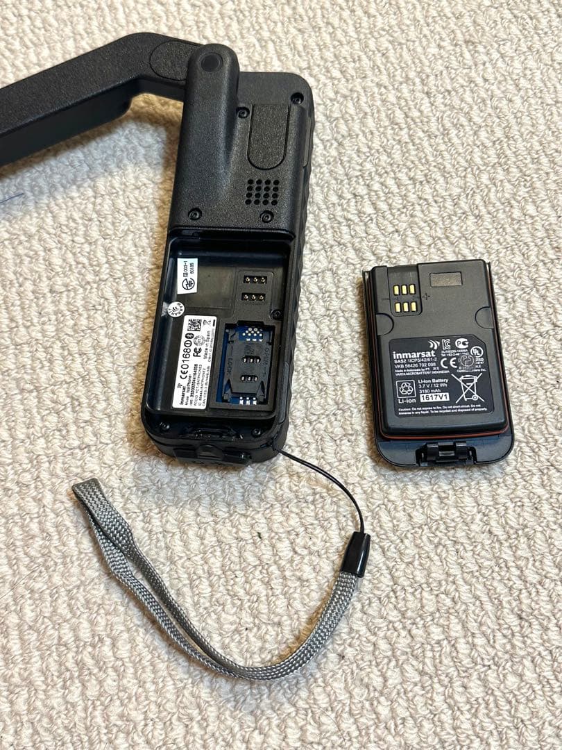 kazu　極美品 isatphone2 衛星電話 衛星携帯電話