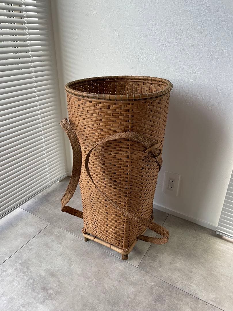 背負子　ラタン　バスケット　小物入れ　骨董品　ビンテージバスケット