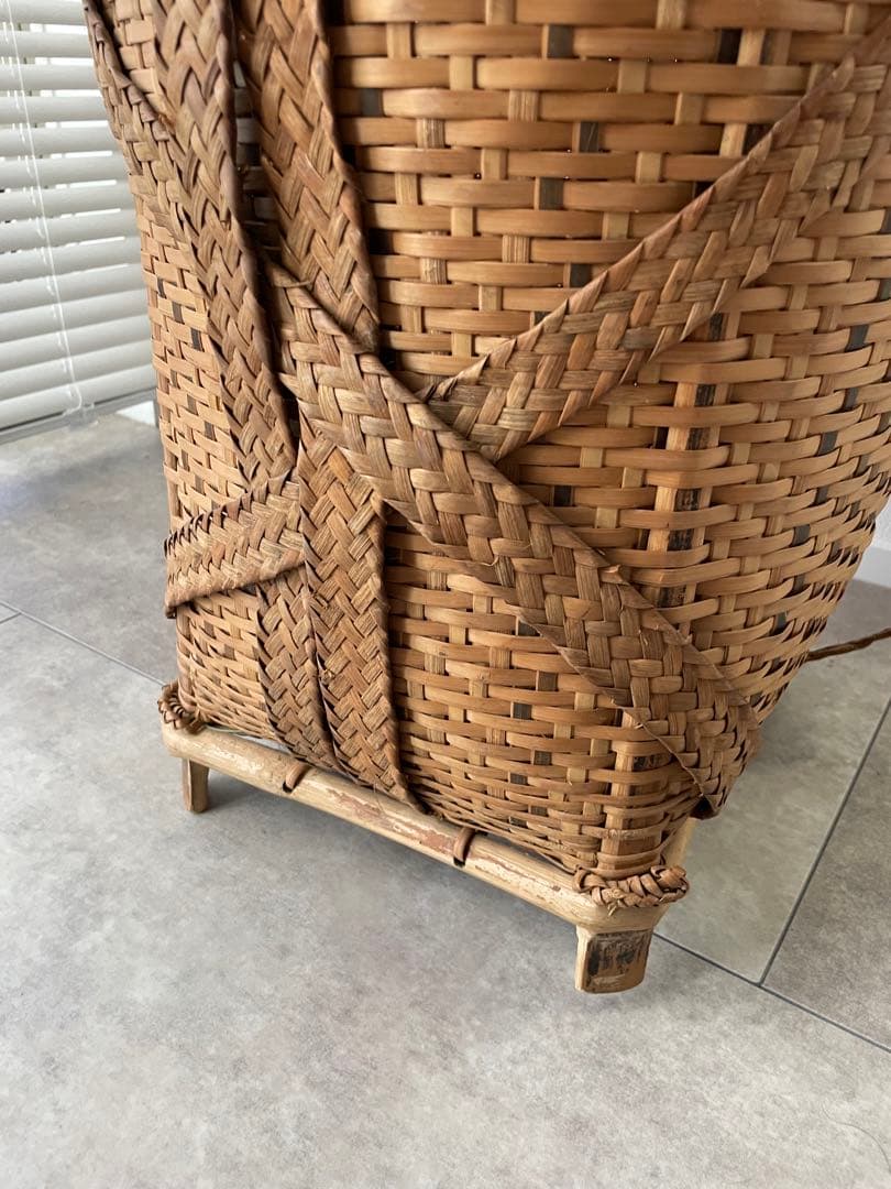 背負子　ラタン　バスケット　小物入れ　骨董品　ビンテージバスケット