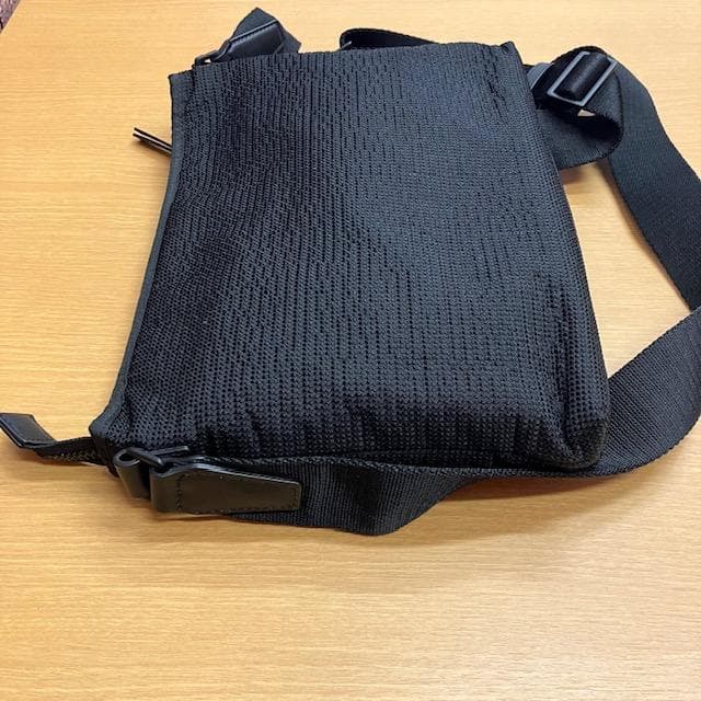 ●ポールスミス　シグネチャーストライプショルダーバッグ