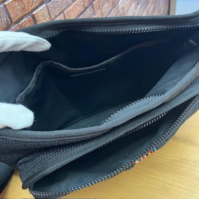 ●ポールスミス　シグネチャーストライプショルダーバッグ