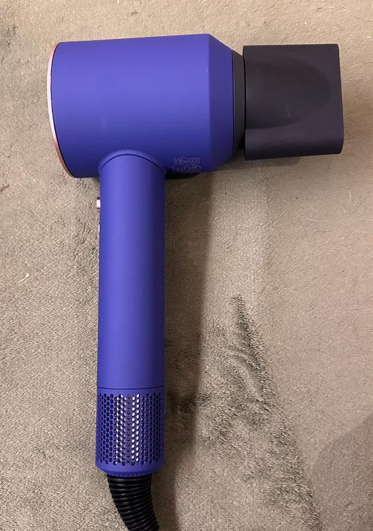 Dyson ダイソン　ヘアドライヤー　dryer　HD08　大風量　極美品！