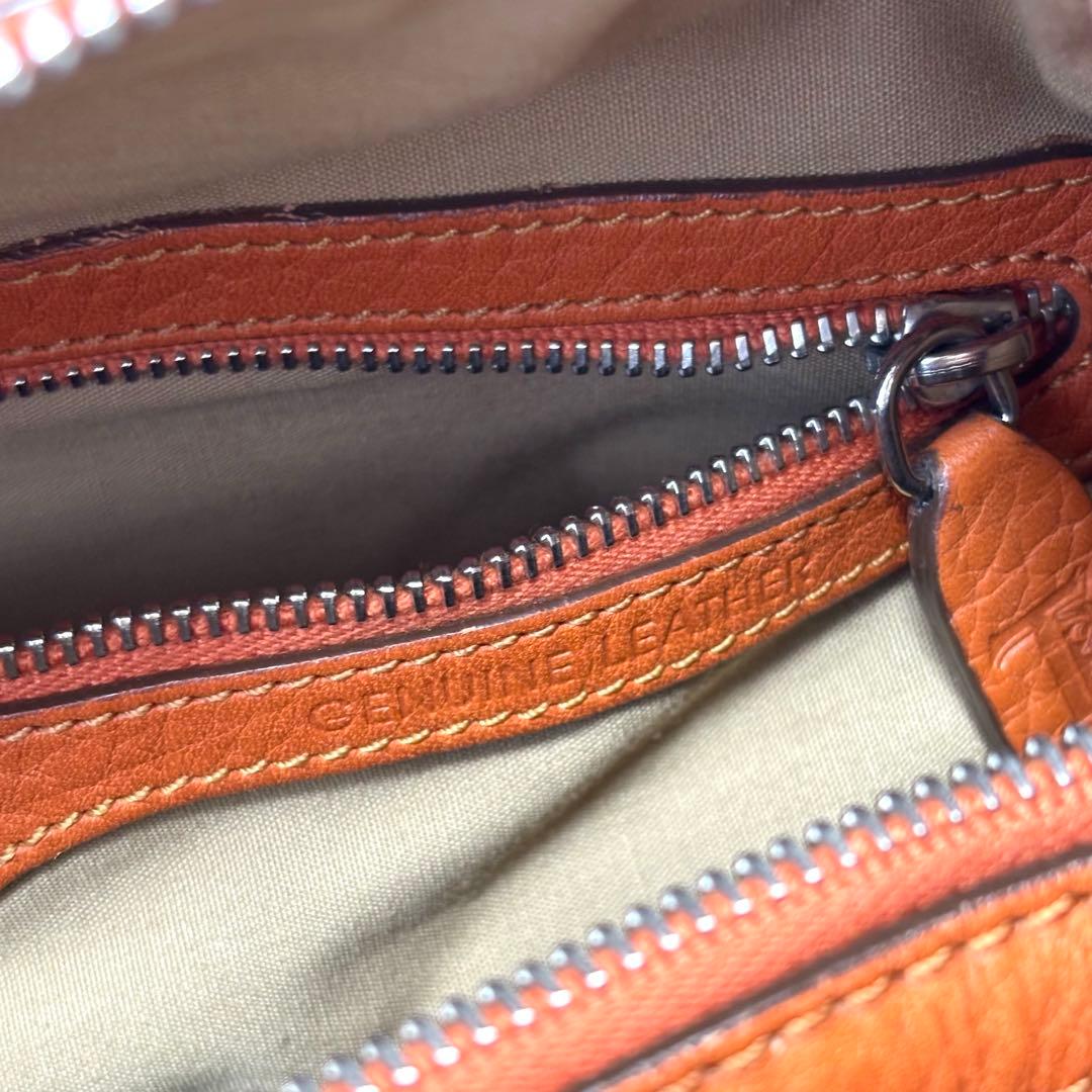 TOD'S トッズ ワンショルダーバッグ 2way ロゴ型押し シボ革 レザー