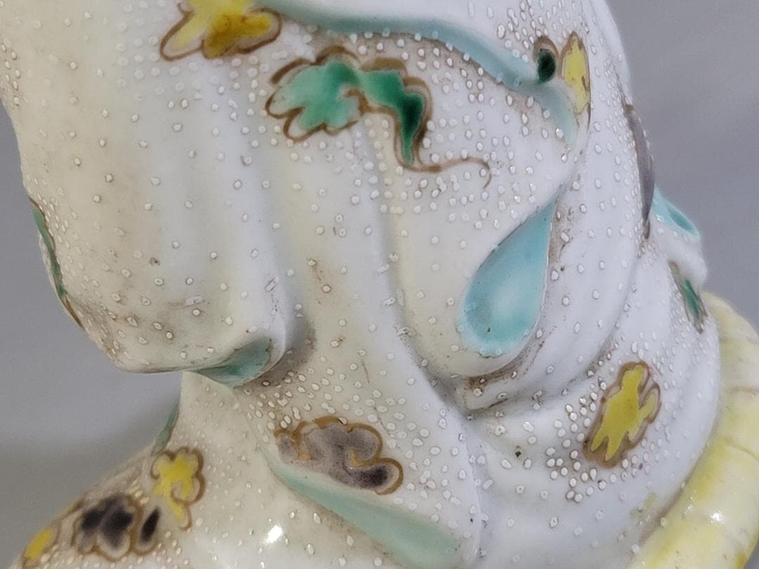 DT682 陶製 色絵 観音菩薩像