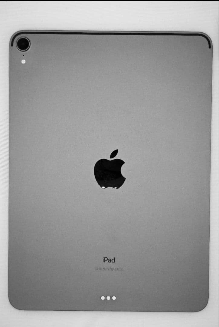 【昔使ってた物を売ります】iPad 本体のみ