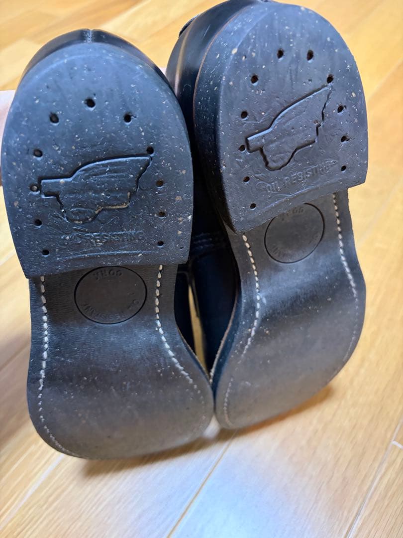 レッドウィング8054 US7 フォアマンオックスフォード黒