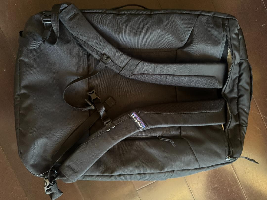 patagoniaパタゴニアMLC Tres Grande 45L 黒ブラック