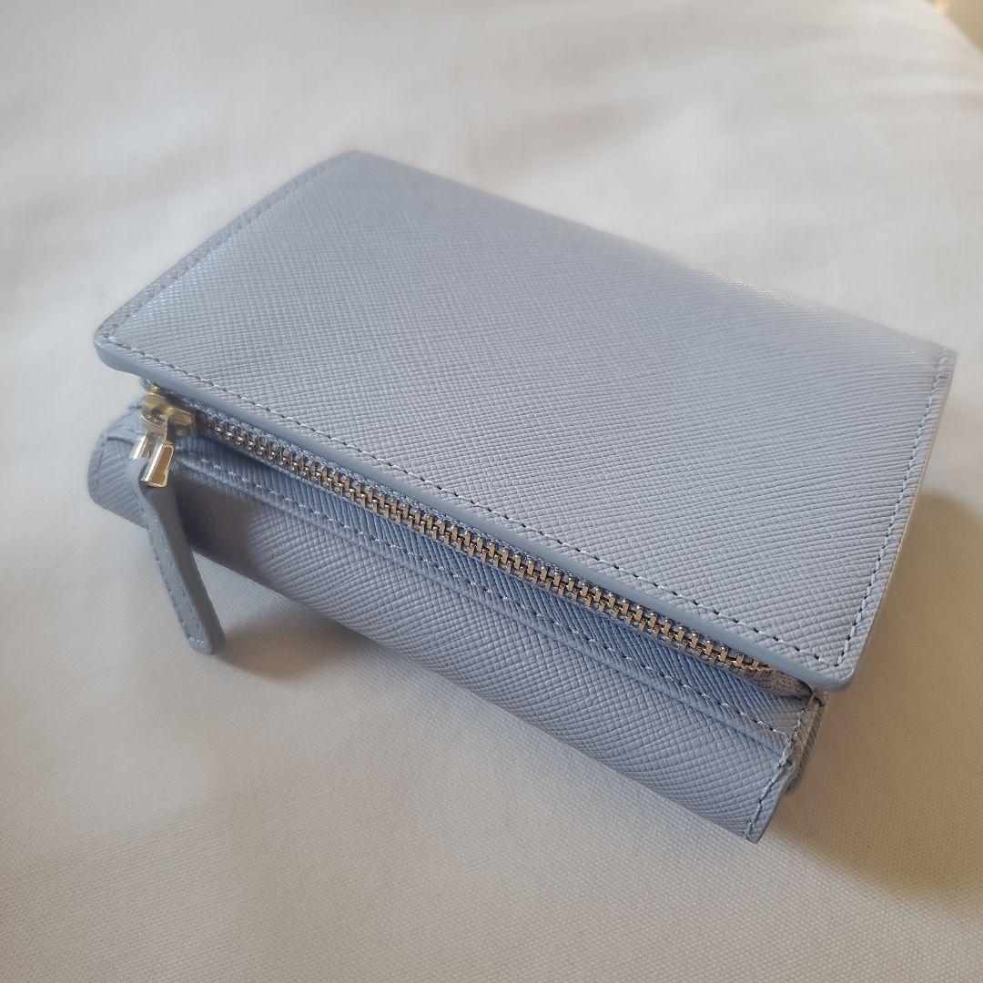 agnes b. ライトブルー 三つ折り財布　箱付き美品