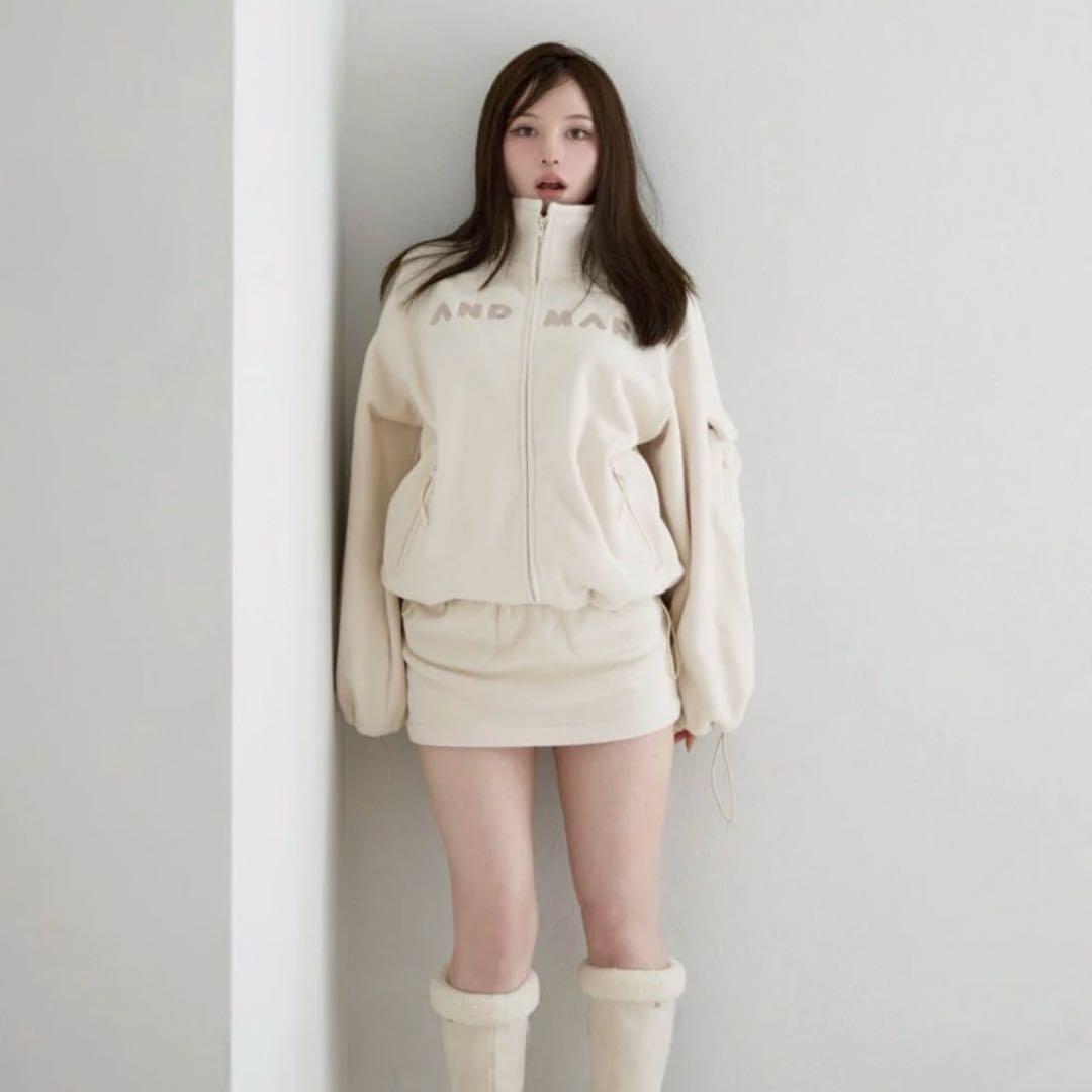 スカート Mary logo fleece skirt andmary ivory