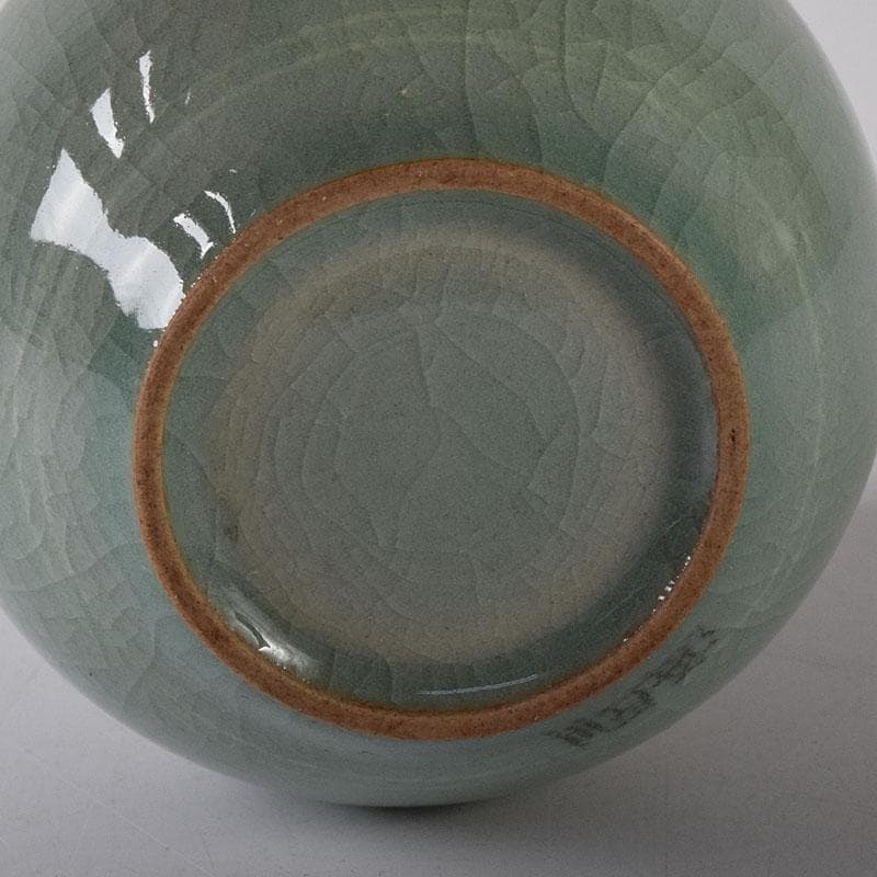 韓国人間文化財　柳海剛（柳根瀅）作　高麗青磁　象嵌鶴文　茶入　共箱　V　7835