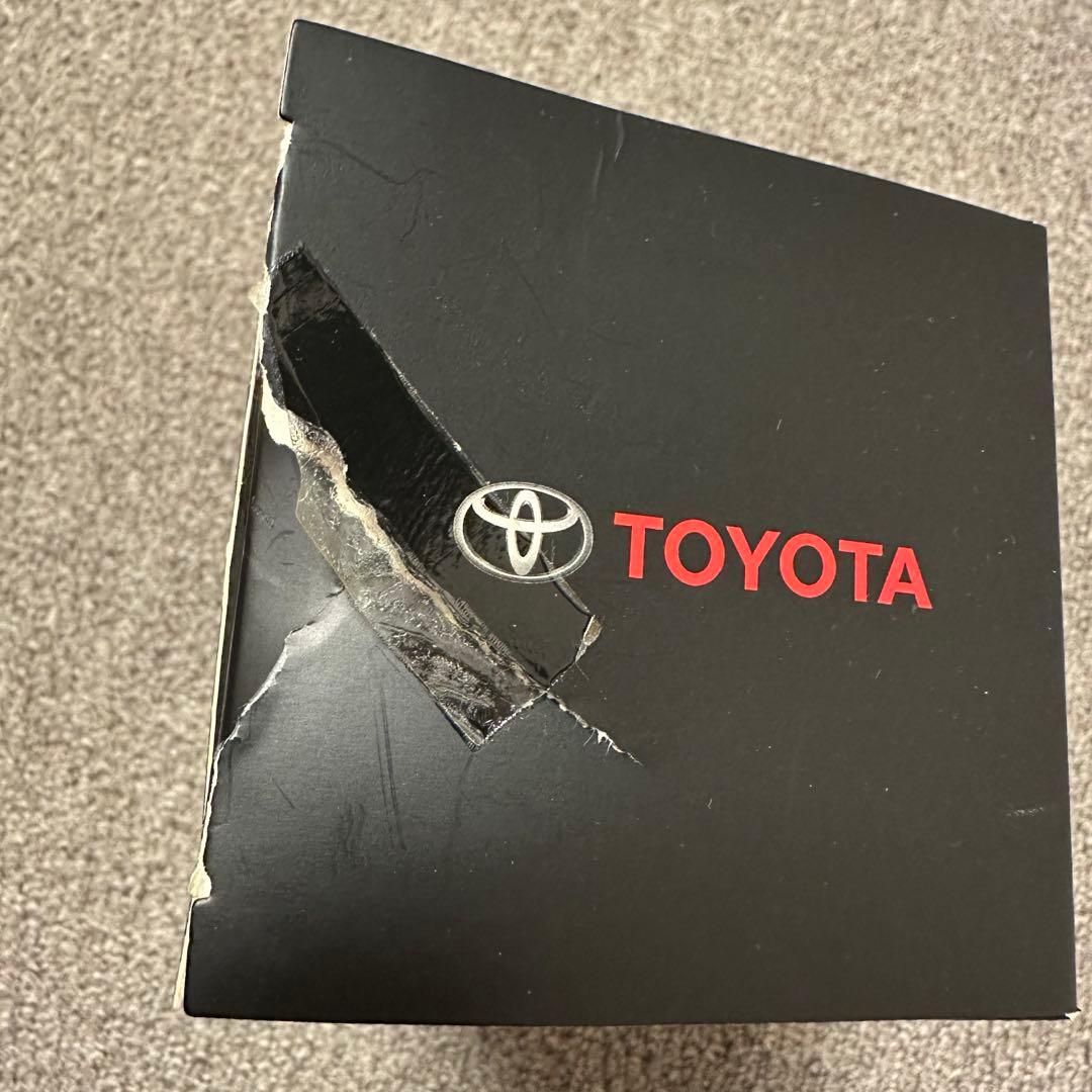 トヨタ ハリアー カラーサンプル