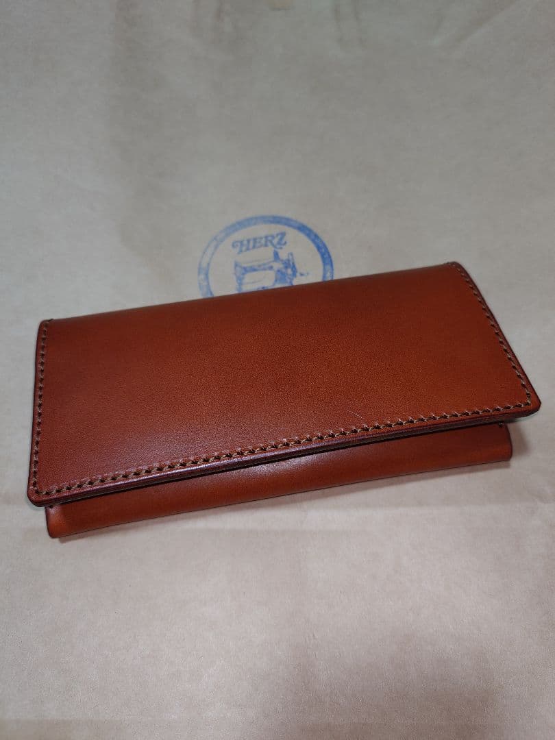 ヘルツ フラップロングウォレット
