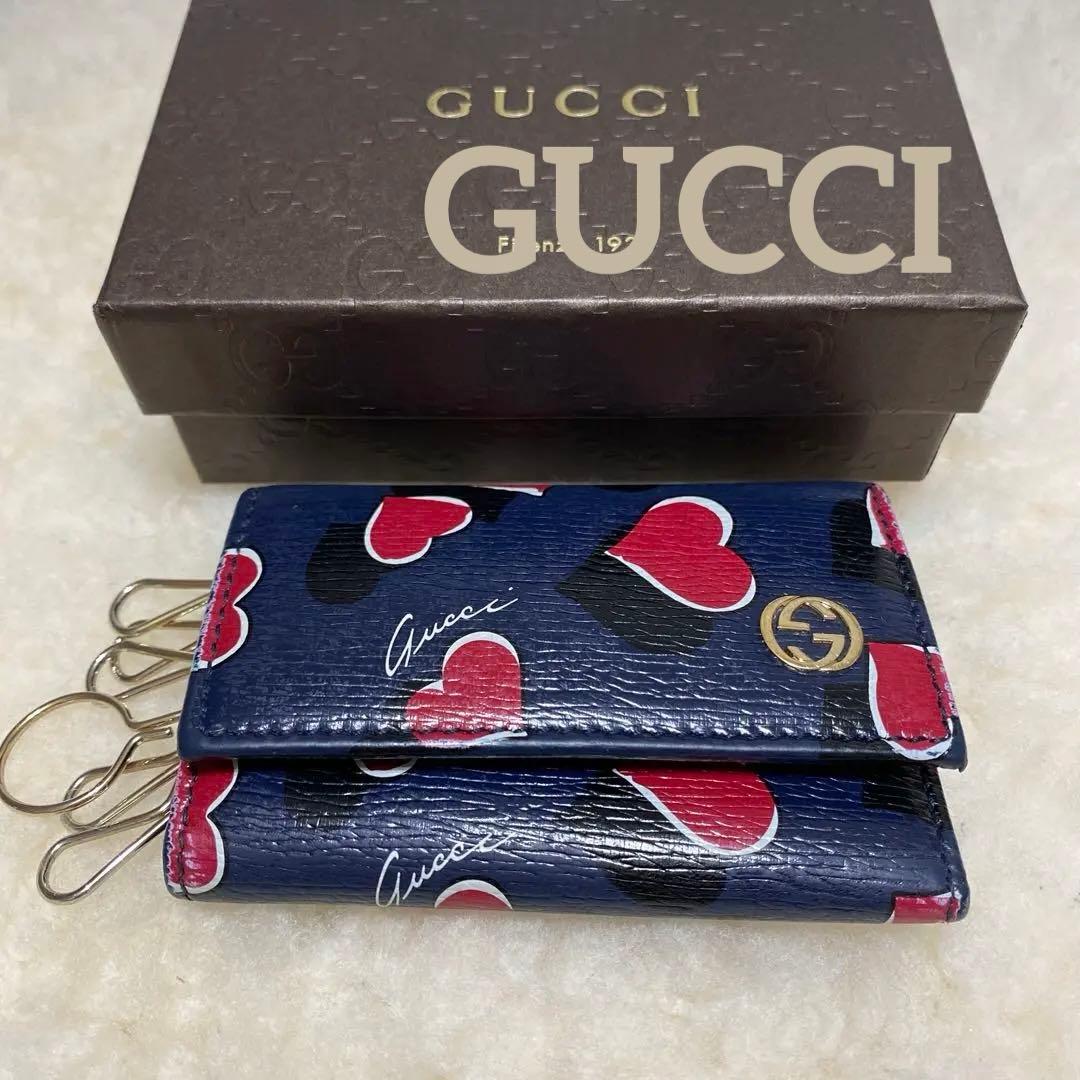 グッチ　GUCCI　６連キーケース　ハートビートプリント　レザー
