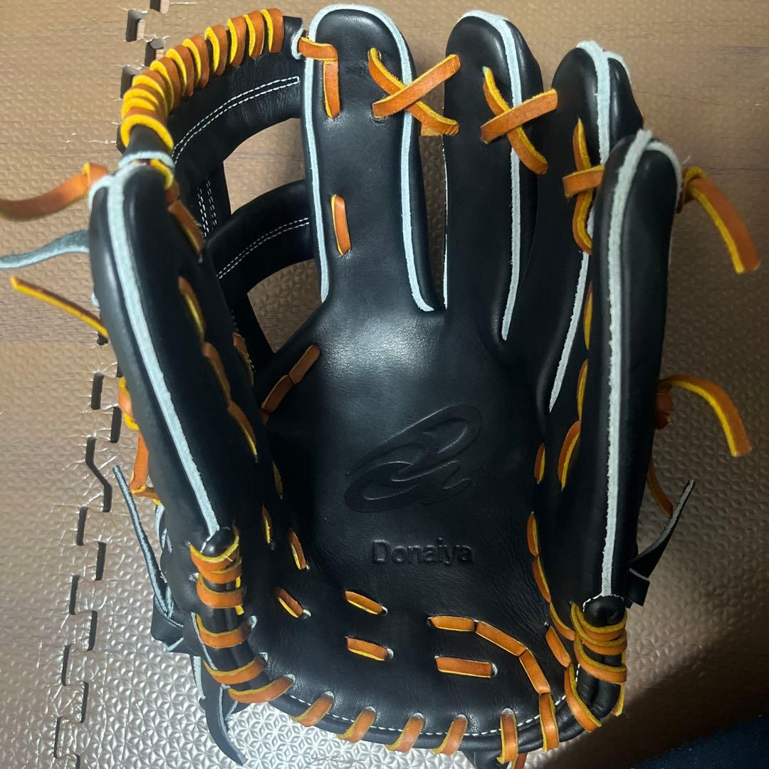 限定Donaiya 軟式グローブ 黒　DJNII 紐交換済み