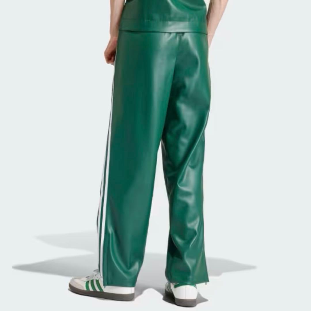 新品　adidas フェイクレザー ファイヤーバード トラックスーツパンツ緑L