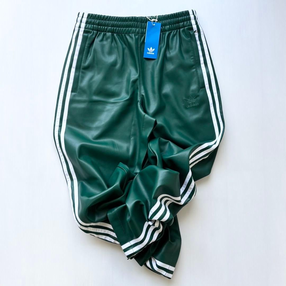 新品　adidas フェイクレザー ファイヤーバード トラックスーツパンツ緑L