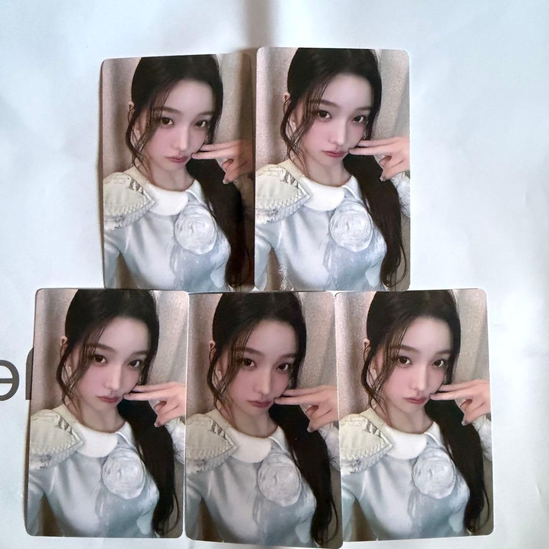 illit アイリット 来日記念トレカ 渋谷タワレコ限定 ラキドロ イロハ　5枚